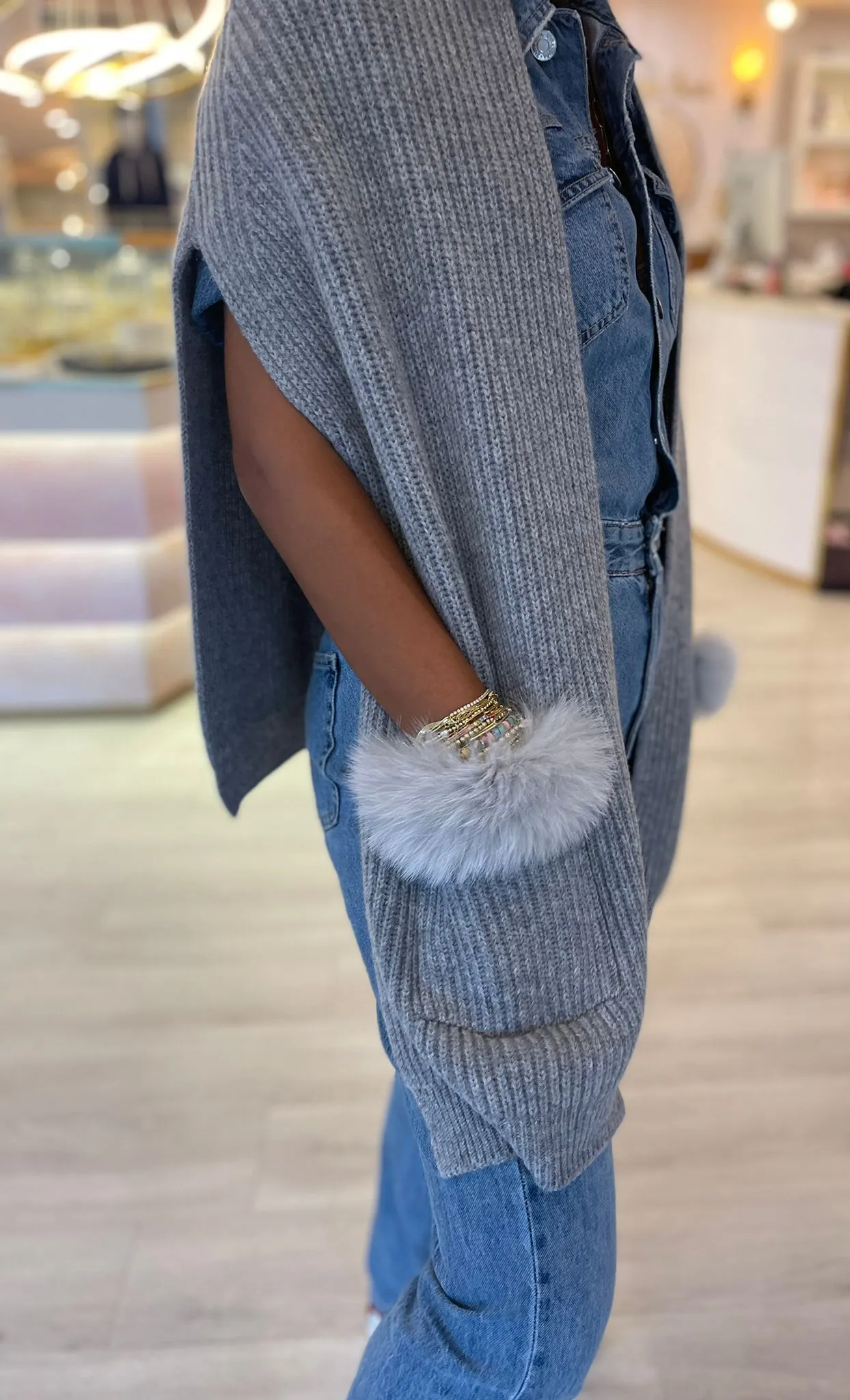 Wool Shawl w/ Fur Pockets